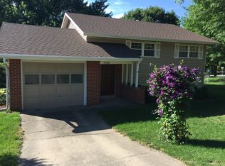 3106 Mayfair Dr, Saint Joseph, MO 64506