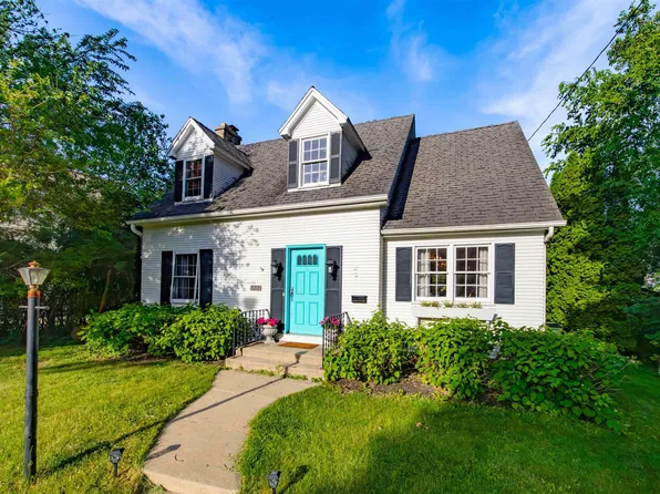 332 Robert St, Fort Atkinson, WI 53538