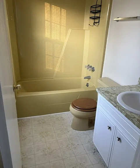1701 Heritage Cir — Photo 13