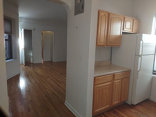 2nd image of 355 E 88th St APT 5F
