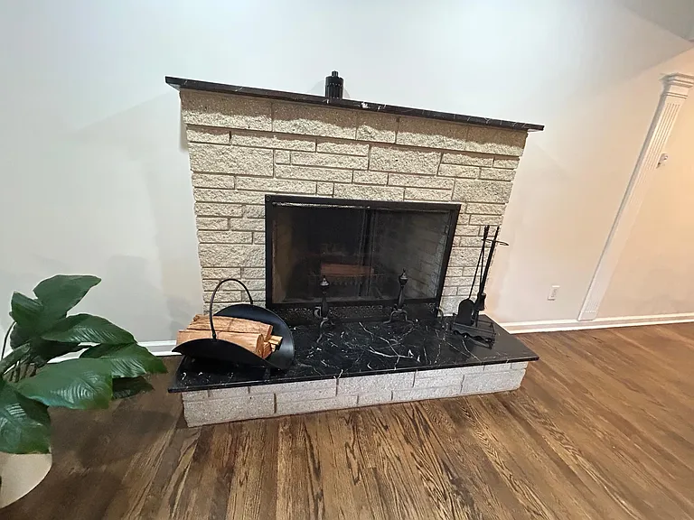 6 Roby Ct — Photo 4