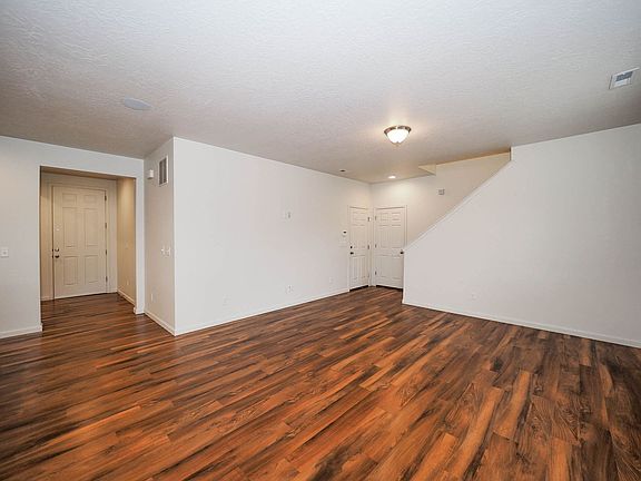 5th image of 3297 S Hawk Dr