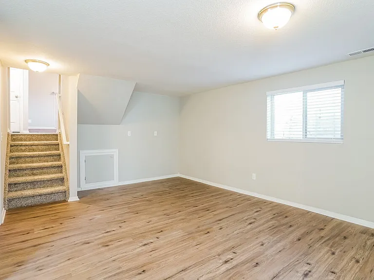 1038 Nolte Dr W — Photo 9