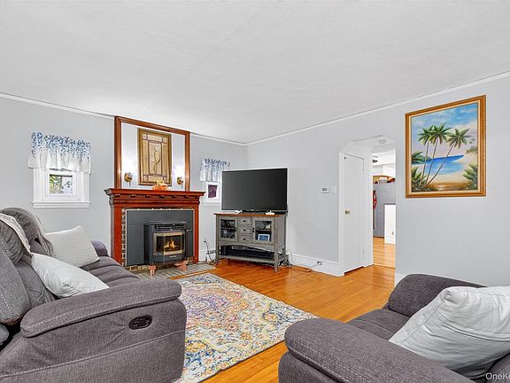 5th image of 20 Heathcote Road