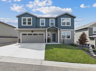 12402 E Dickens Ln, Spokane, WA 99206