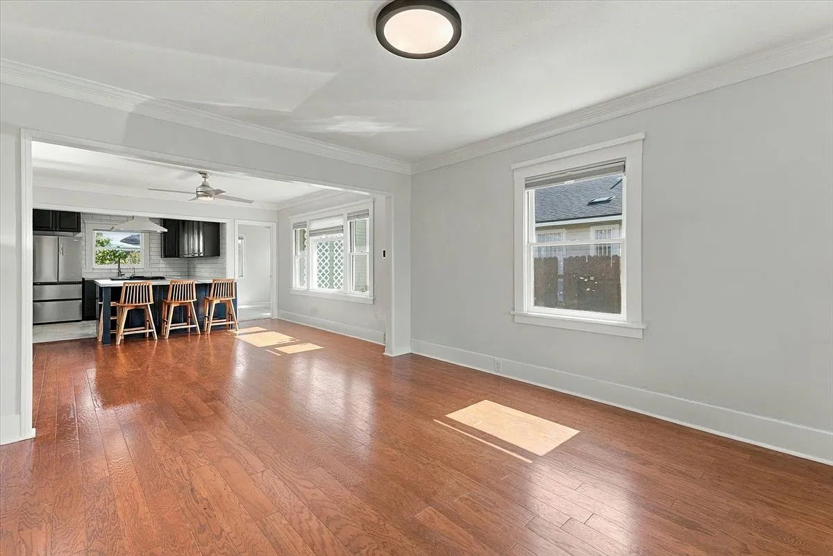 3 bed, 1226 sqft, $4,475 — Photo 3
