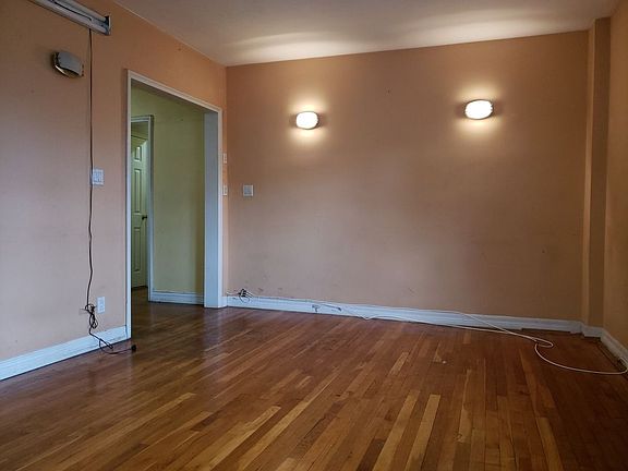 5th image of 14124 78th Ave #3E