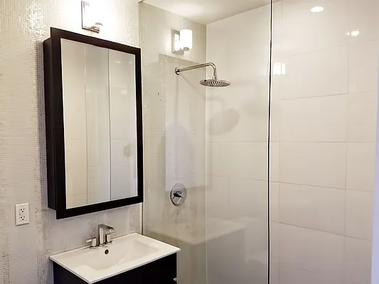 Rented by MNS | media 15