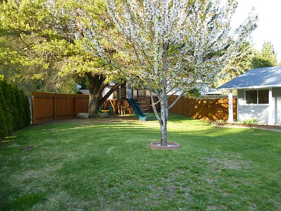 3rd image of 7016 Parkdale Dr NW