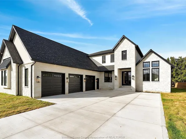 1443 Mullins Dr, Lakeshore, ON N0R 1V0