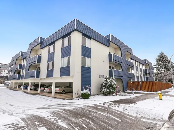 1100 Harrington Avenue NE #209, Renton, WA 98056