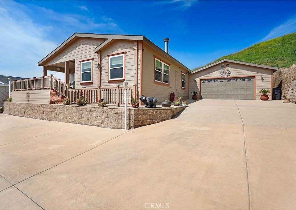 1st image of 1850 Fairway Dr Space 101