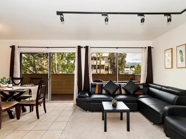 9920 Jordan Ave Unit 1, Chatsworth, CA 91311