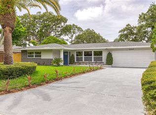 3747 Sunset Cir, Largo, FL 33774