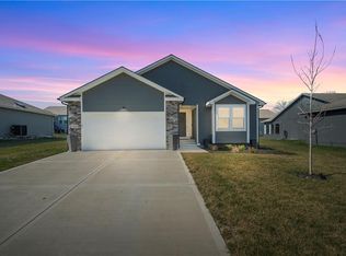 1906 N Crane Ln, Independence, MO 64058