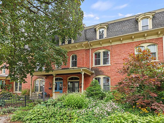 2nd image of 46 Pomeroy Ave