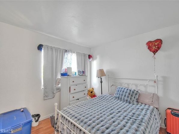 riverside-california-331553148 picture