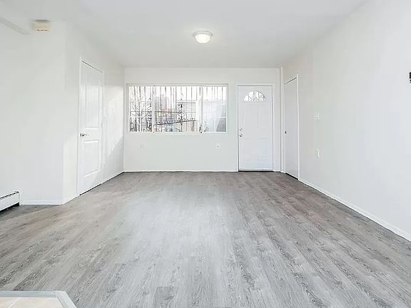 2nd image of 319 Winthrop St #1D