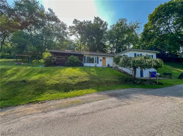 1714 Allison St, East Liverpool, OH 43920