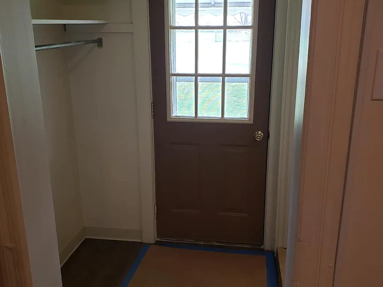 887 Peace St — Photo 12