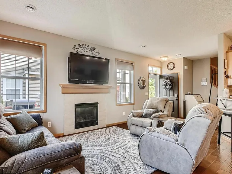 10997 Oak Grove Cir — Photo 5