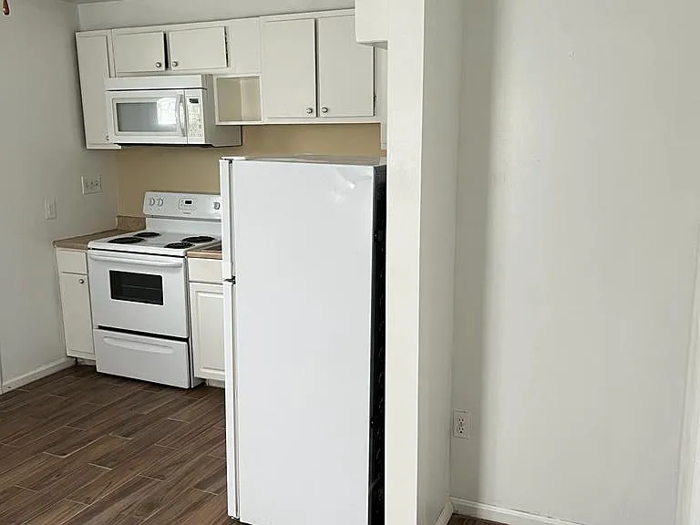 Kitchen and Nook
