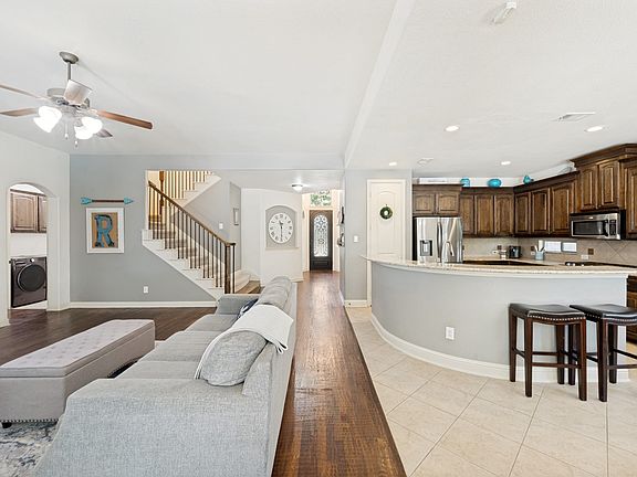 5th image of 1212 Diamond Leaf Dr