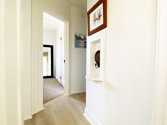 4th image of 1816 N 17th Ave #B