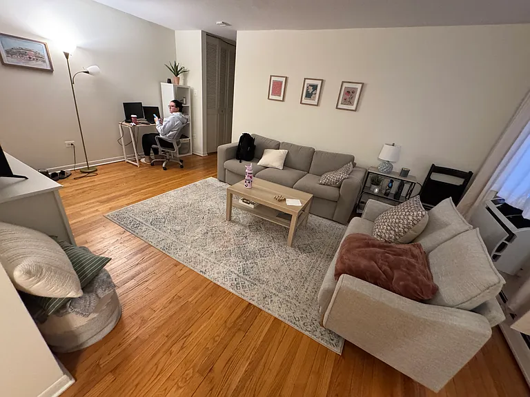 930 W WINONA ST — Photo 12