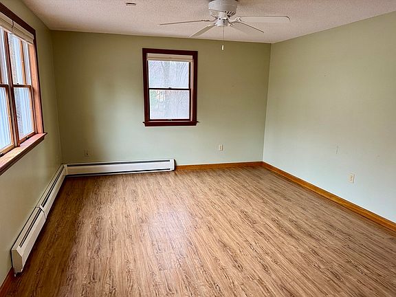 3rd image of 534-536 Turners Falls Rd