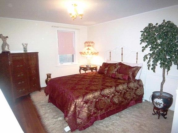 5th image of 1637 N 74th Ct