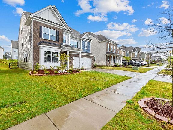 2nd image of 14924 Nichols Hall Dr