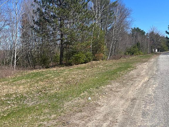 2nd image of M2L68 Cards Ridge Road