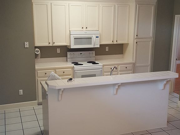 island and kitchen