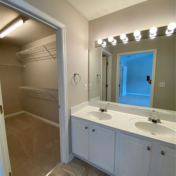 4019 Howell Park Rd — Photo 17