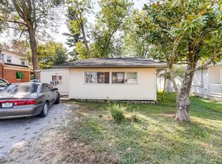 122 W Williams St, Chandler, IN 47610