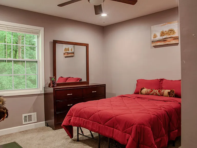 Briar Creek Ln — Photo 16