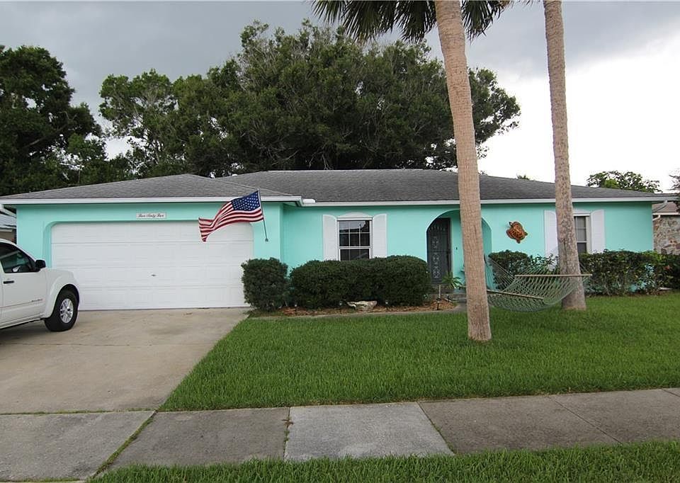 1st image of 565 26th Ave