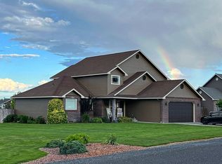 8521 Diamond Point Cir NE, Moses Lake, WA 98837