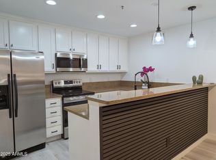 4704 E Paradise Village Pkwy #206, Phoenix, AZ 85032