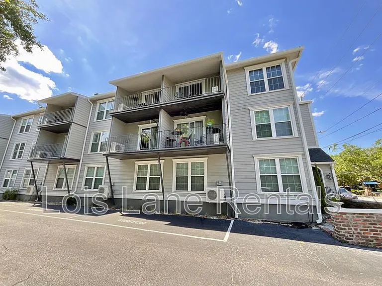 259 E Bay St #6C — Photo 2