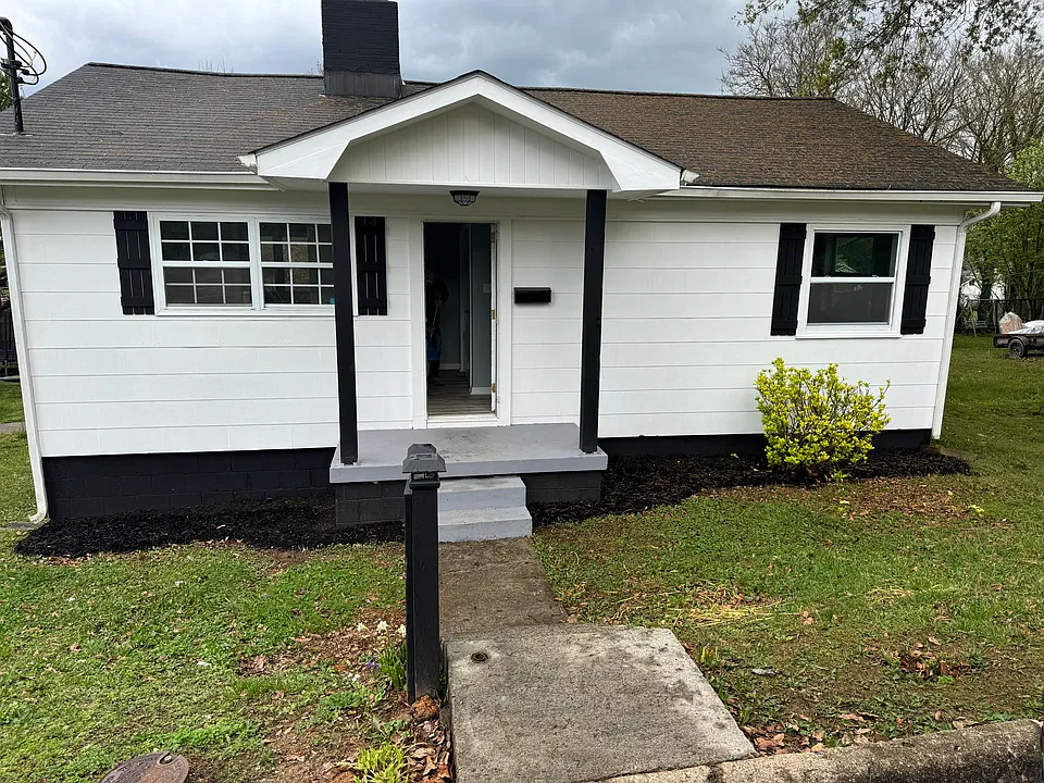 109 W Newkirk Ln