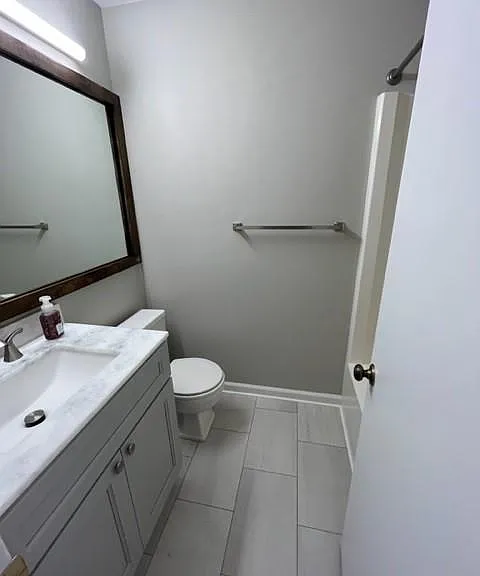 2nd Bathroom