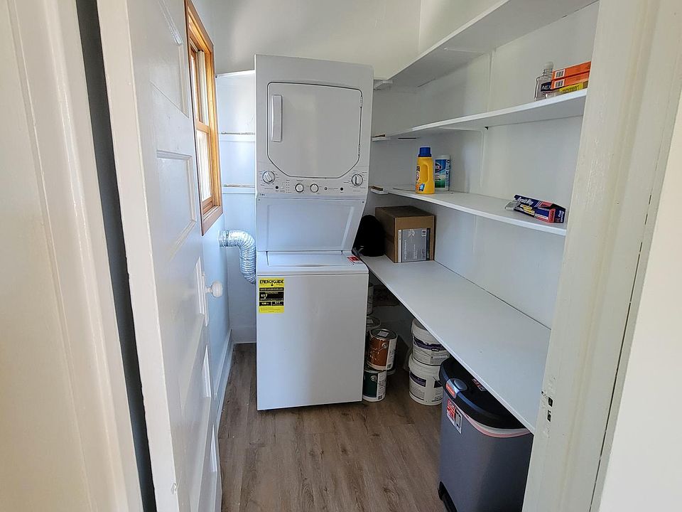 Laundry/Pantry