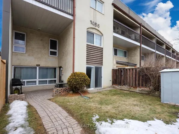 1055 Dundas St E #171, Mississauga, ON L4Y 3X6