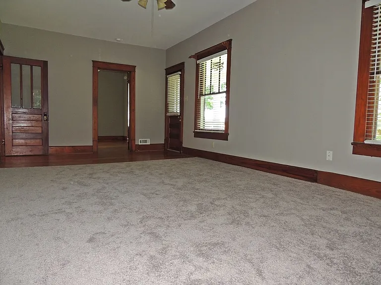 1712 Old Niles Ferry Rd — Photo 10