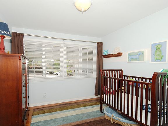 4th image of 2740 Milano Way