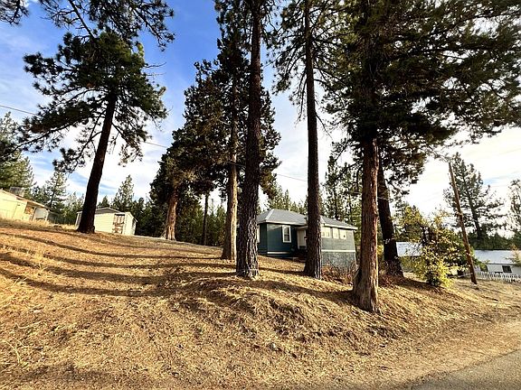 2nd image of 232 Portola Ave