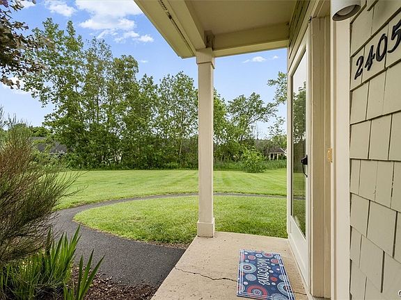 5th image of 2405 Pipers Ct