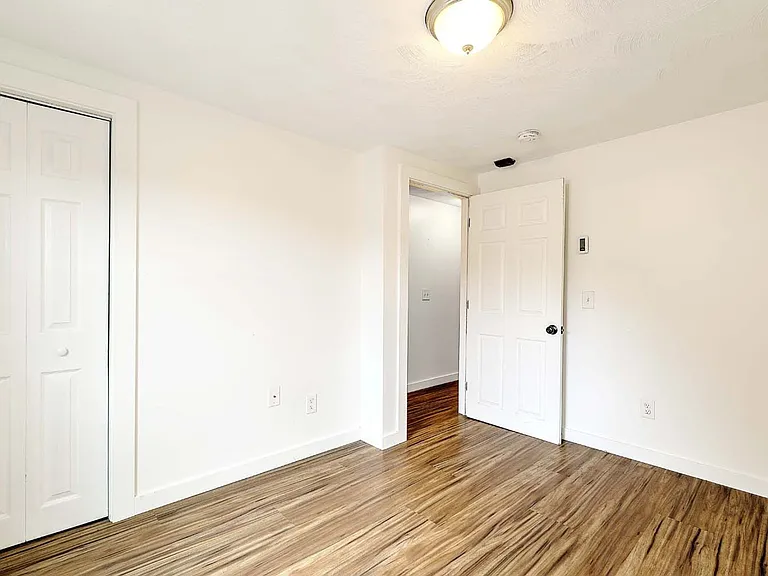 855 Providence St. — Photo 25